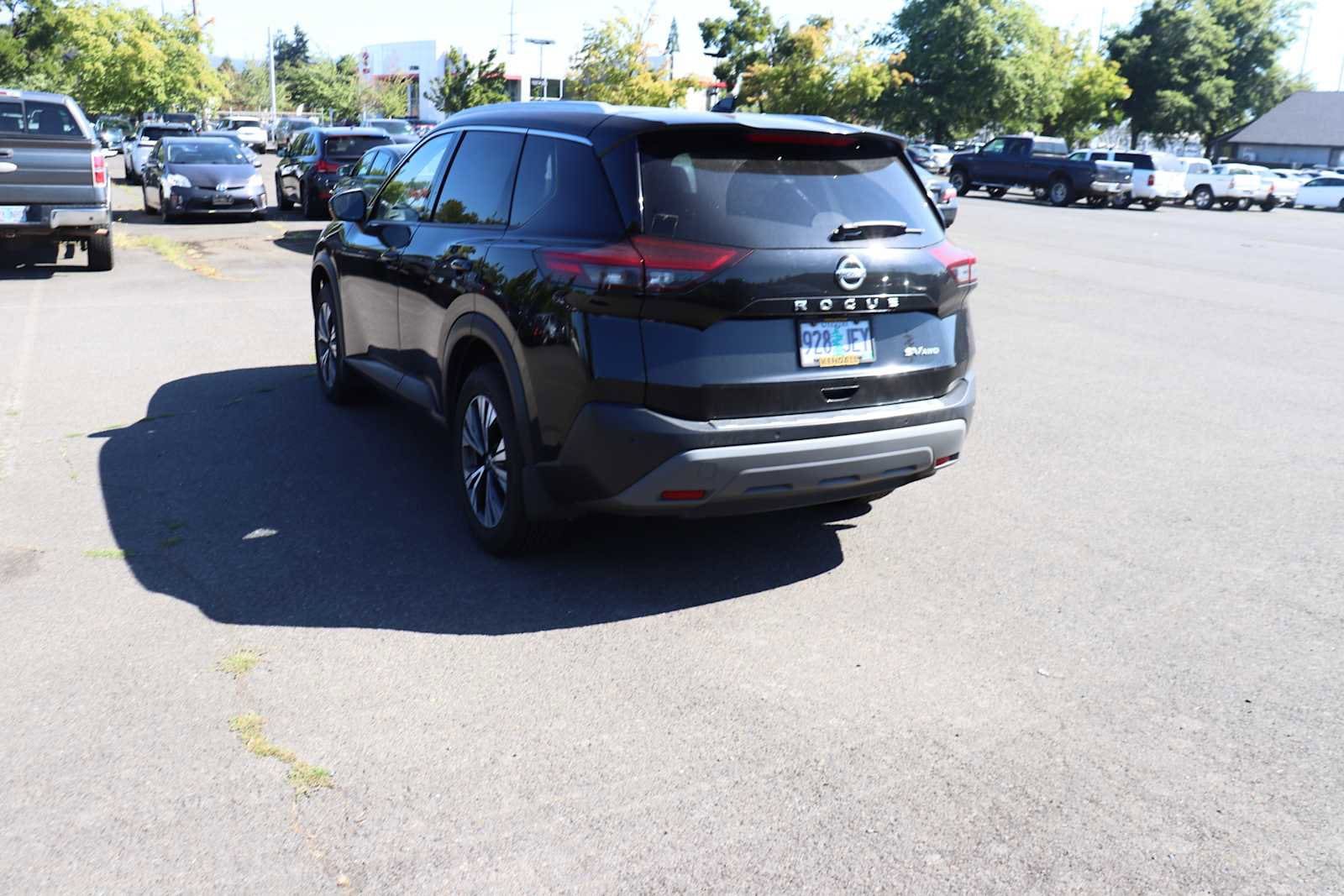 Thumbnail: 2021 Nissan Rogue - 7