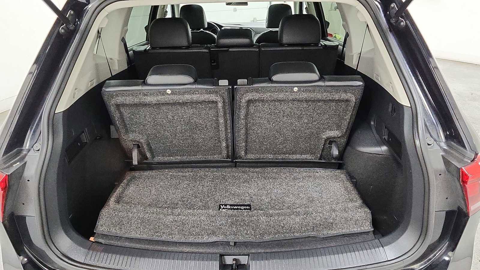 Thumbnail: 2019 Volkswagen Tiguan - 28