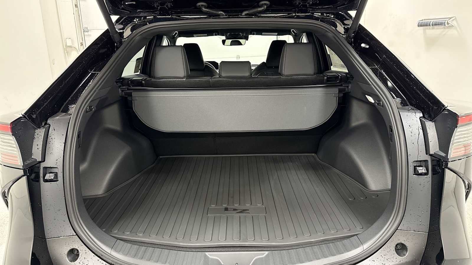 Thumbnail: 2026 Toyota bZ - 27