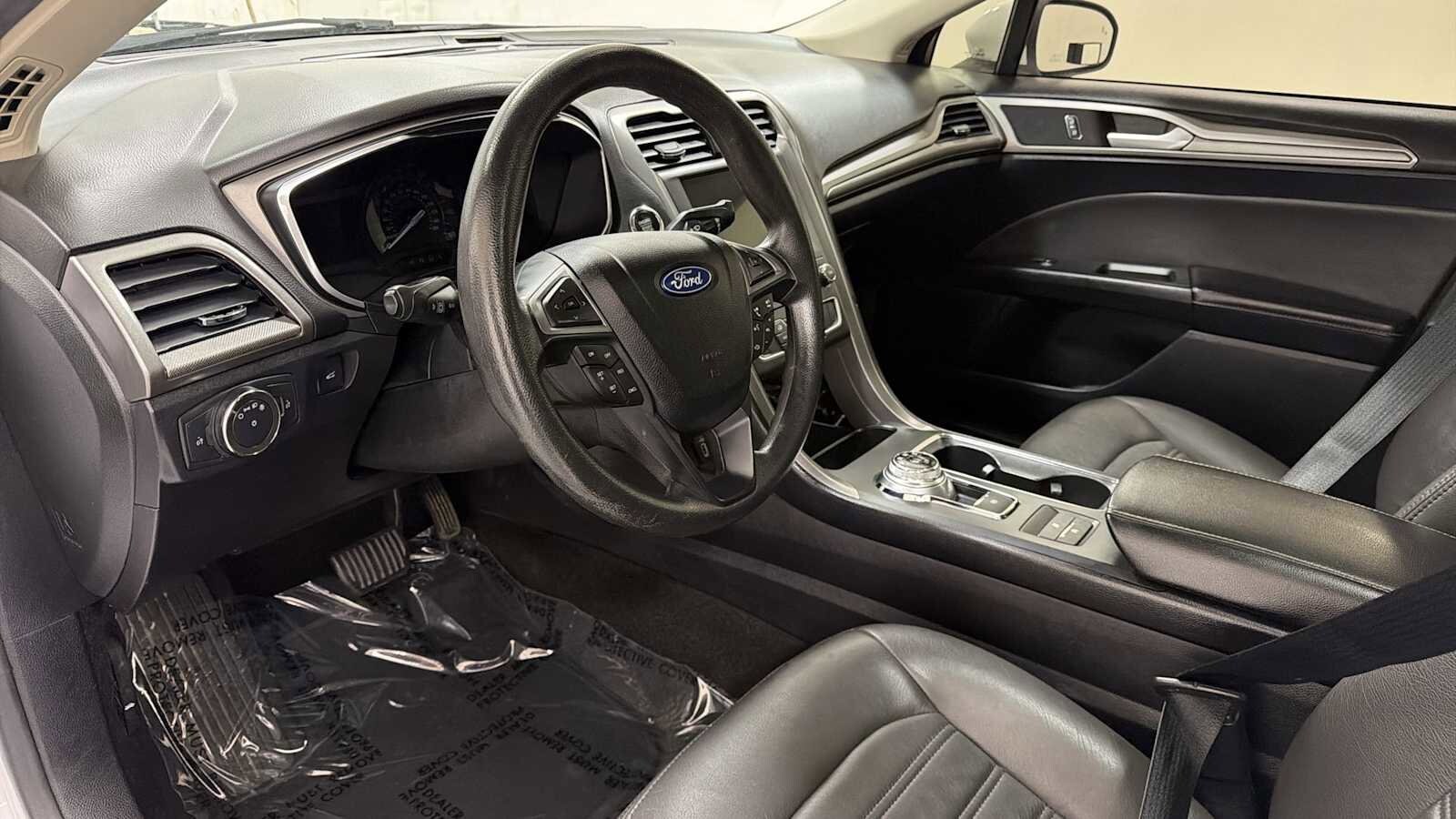Thumbnail: 2020 Ford Fusion - 12