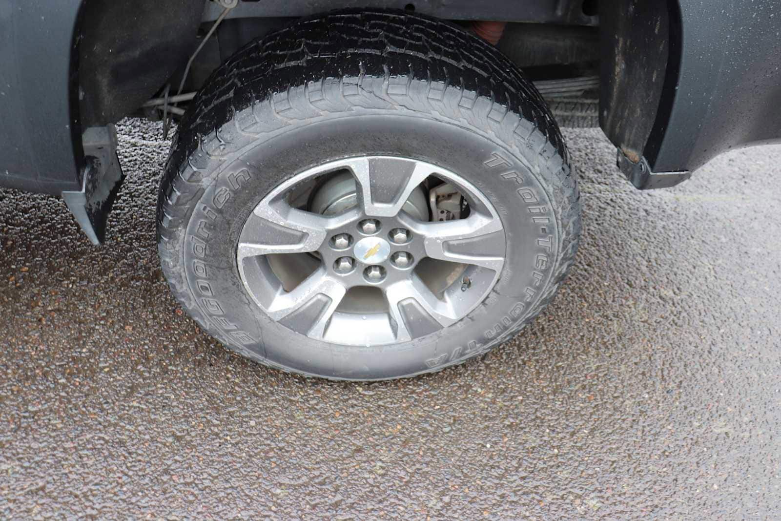 Thumbnail: 2017 Chevrolet Colorado - 9