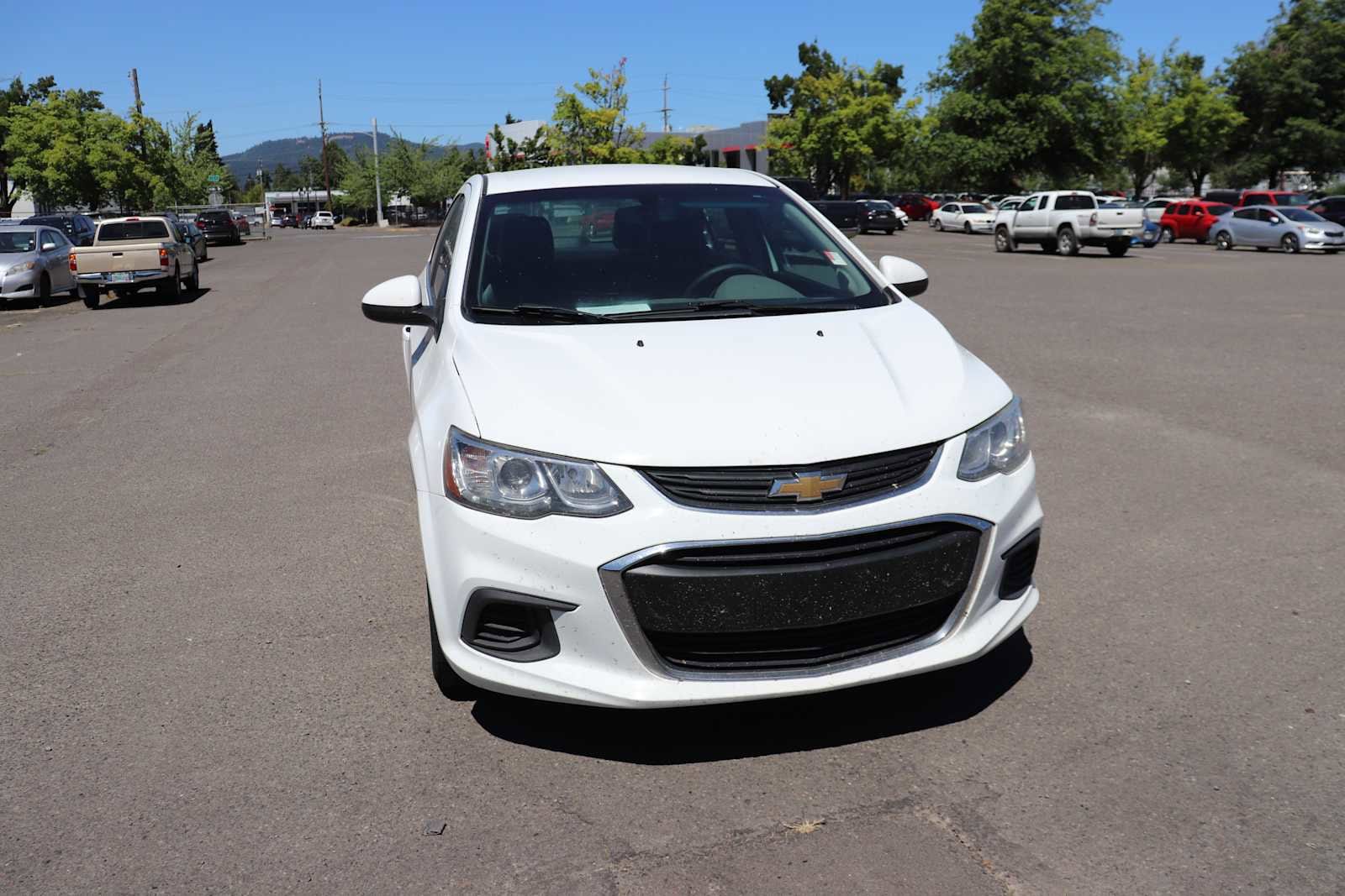 Thumbnail: 2018 Chevrolet Sonic - 3