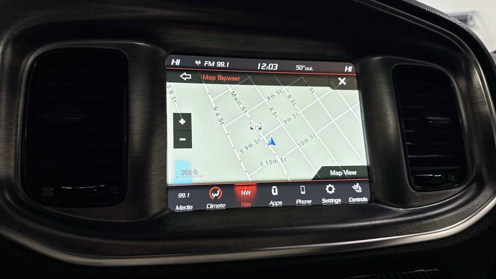 Thumbnail: 2018 Dodge Charger - 20