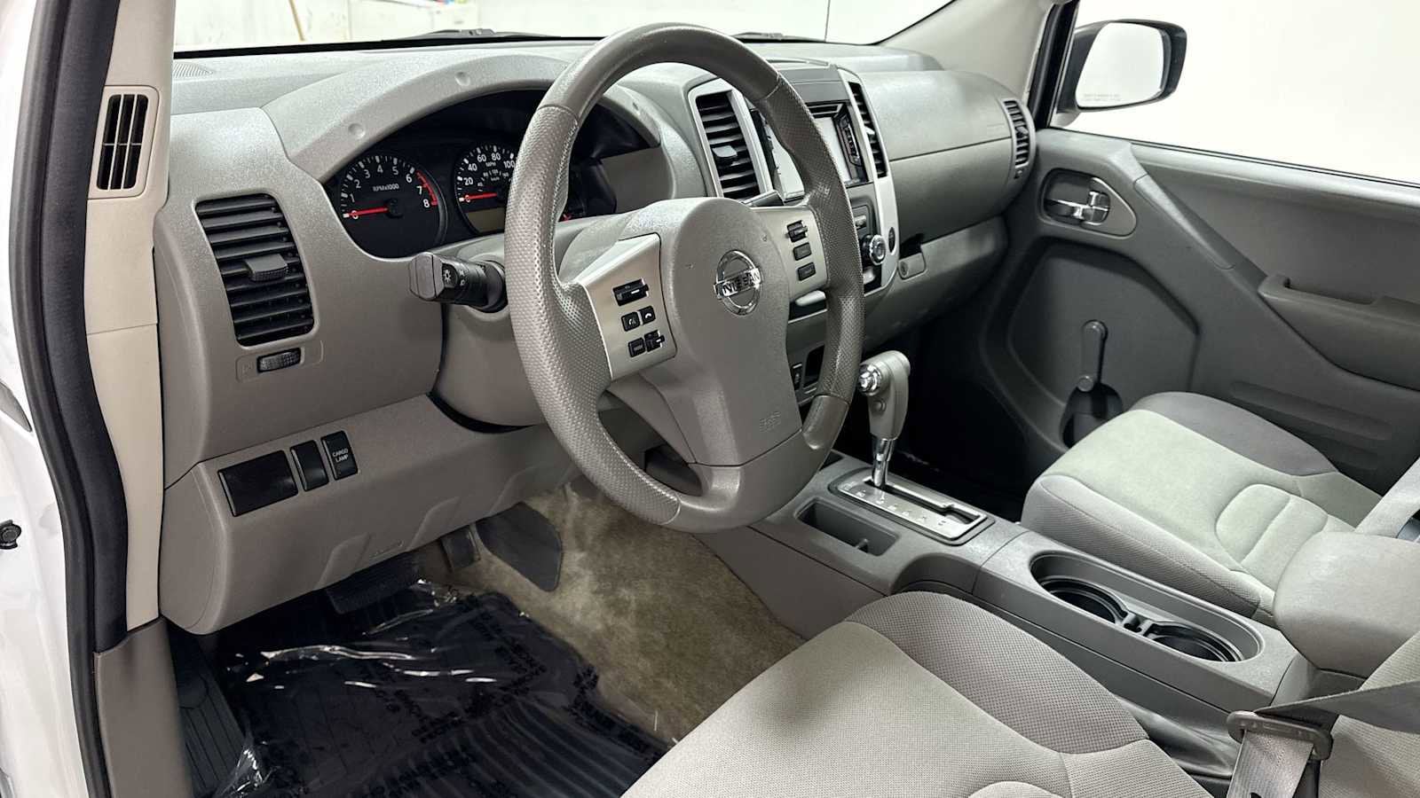 Thumbnail: 2015 Nissan Frontier - 12