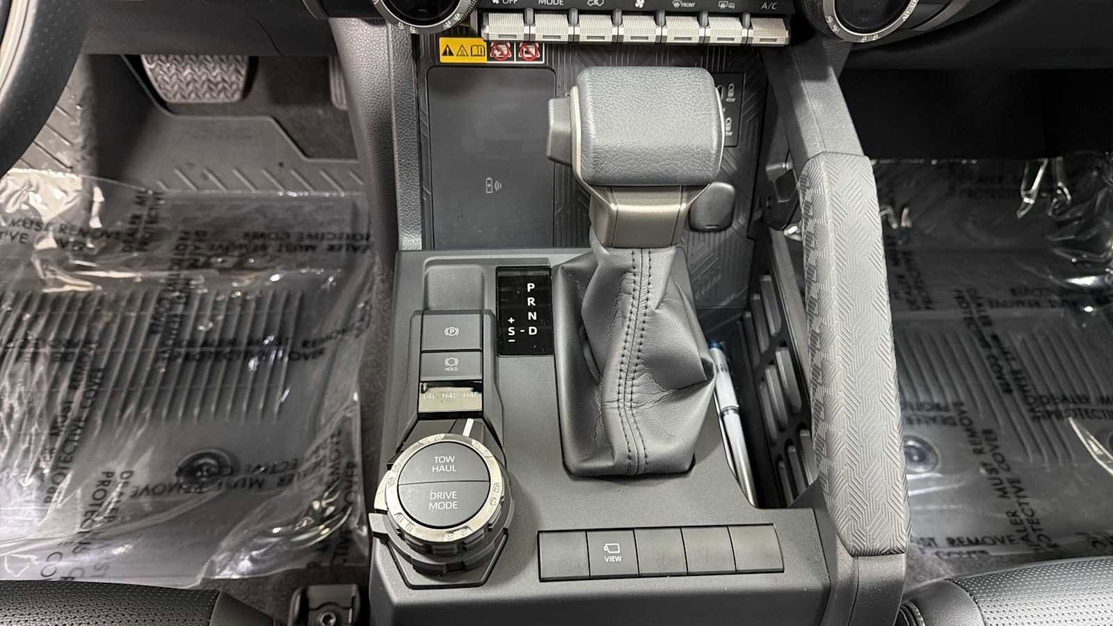 Thumbnail: 2025 Toyota 4Runner - 22