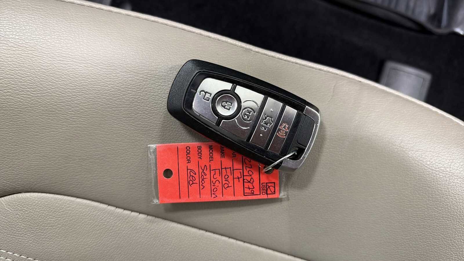 Thumbnail: 2017 Ford Fusion - 30