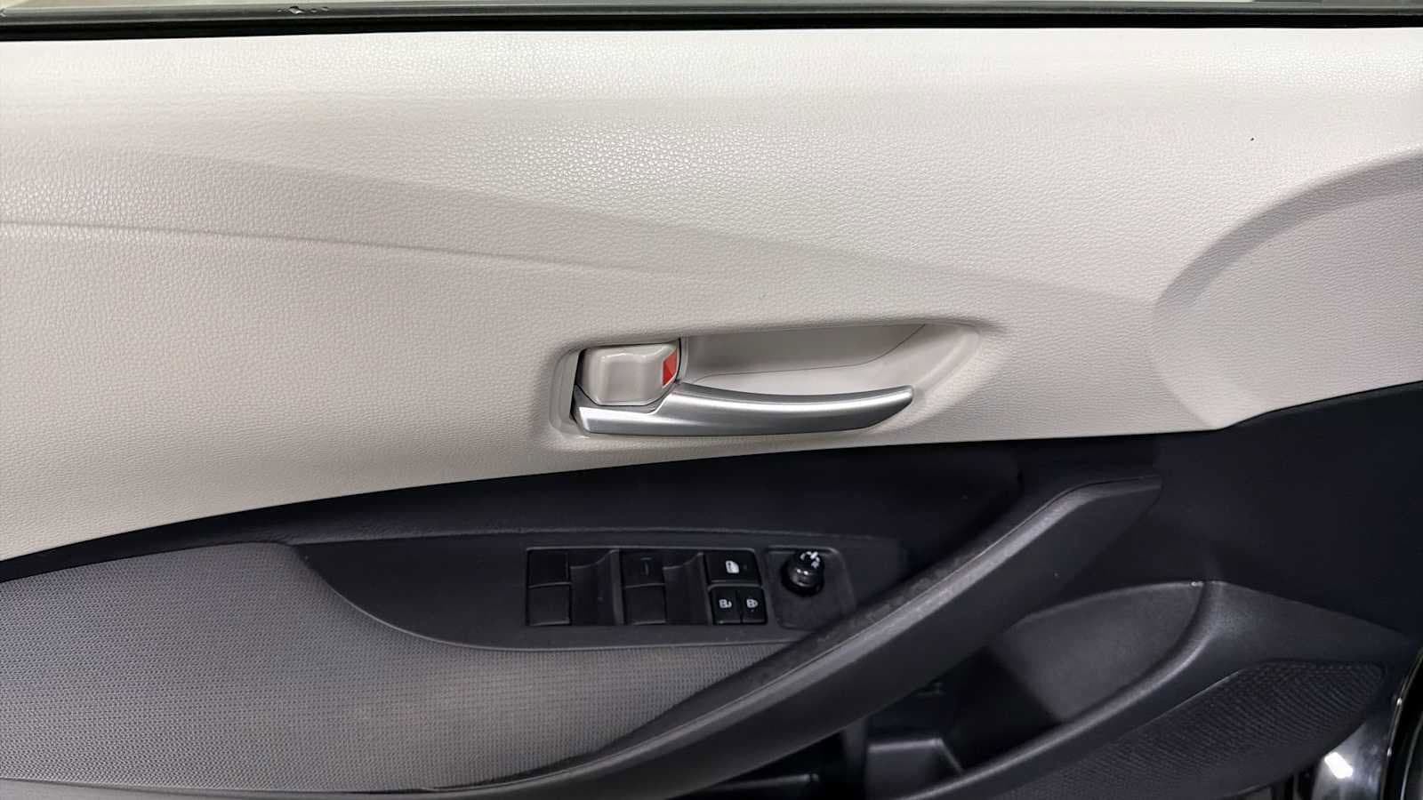 Thumbnail: 2020 Toyota Corolla - 15