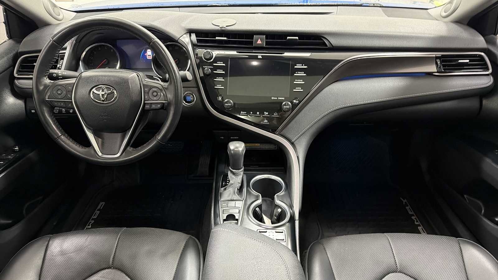 Thumbnail: 2020 Toyota Camry - 27