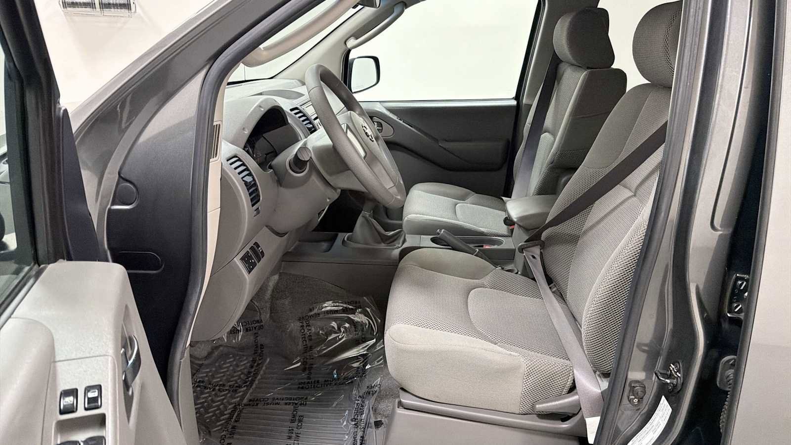 Thumbnail: 2005 Nissan Frontier - 13