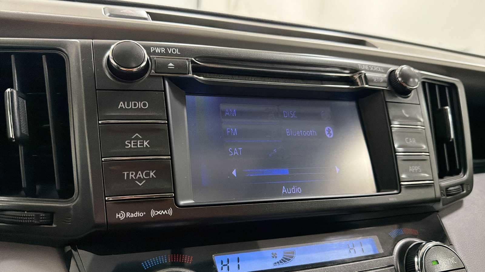 Thumbnail: 2013 Toyota RAV4 - 18