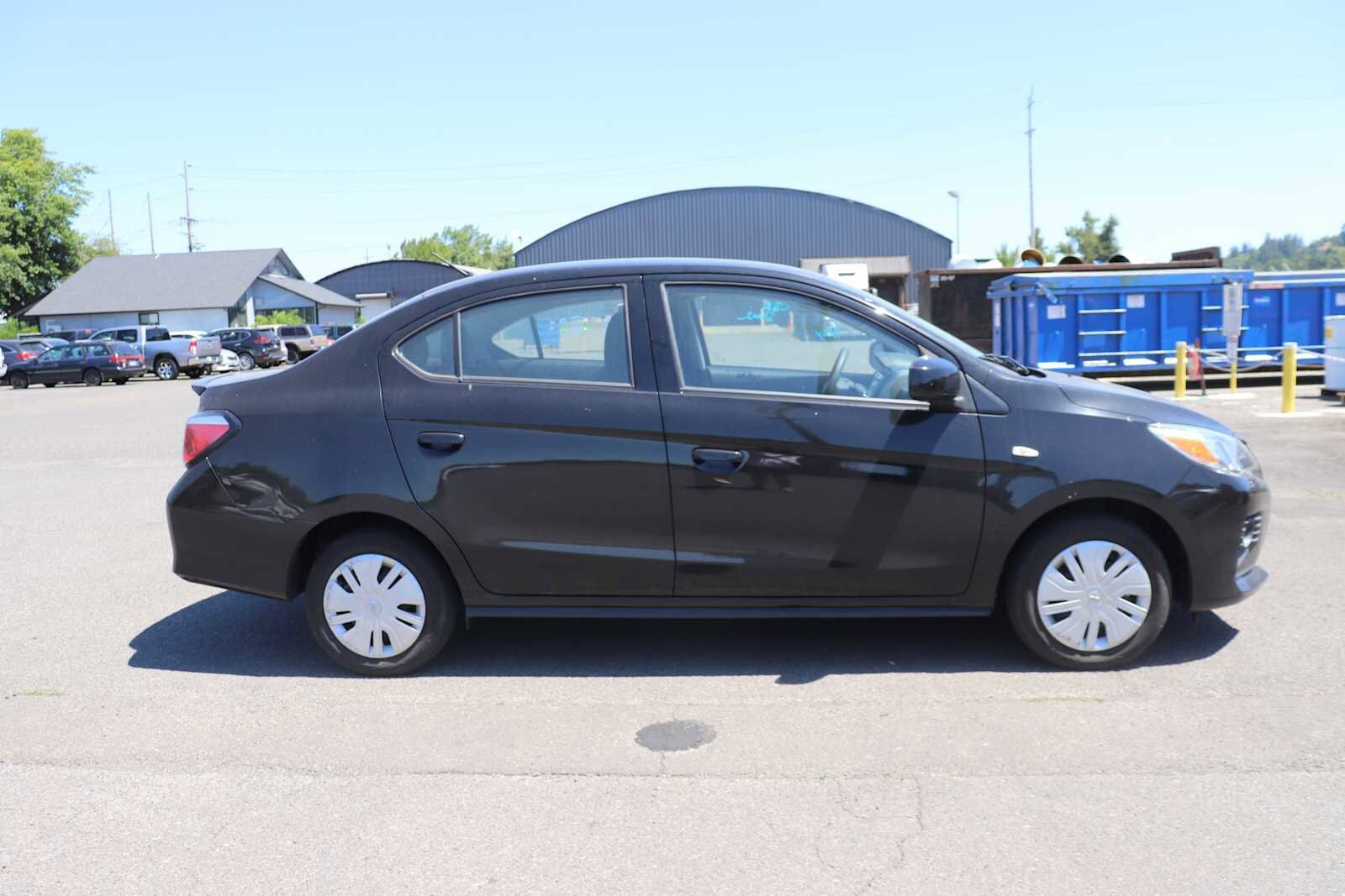 2024 Mitsubishi Mirage G4 ES photo 4