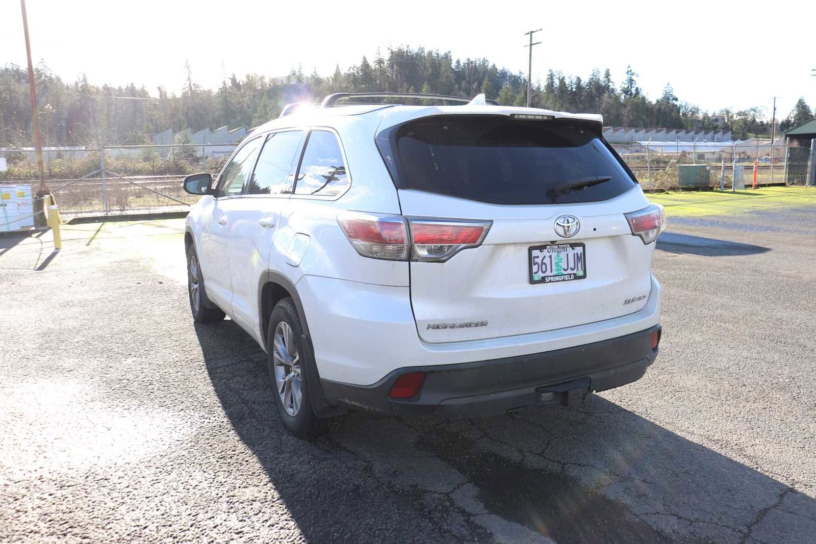 Thumbnail: 2015 Toyota Highlander - 7