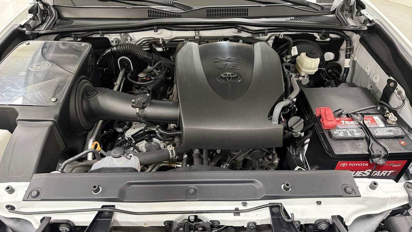 Thumbnail: 2017 Toyota Tacoma - 29