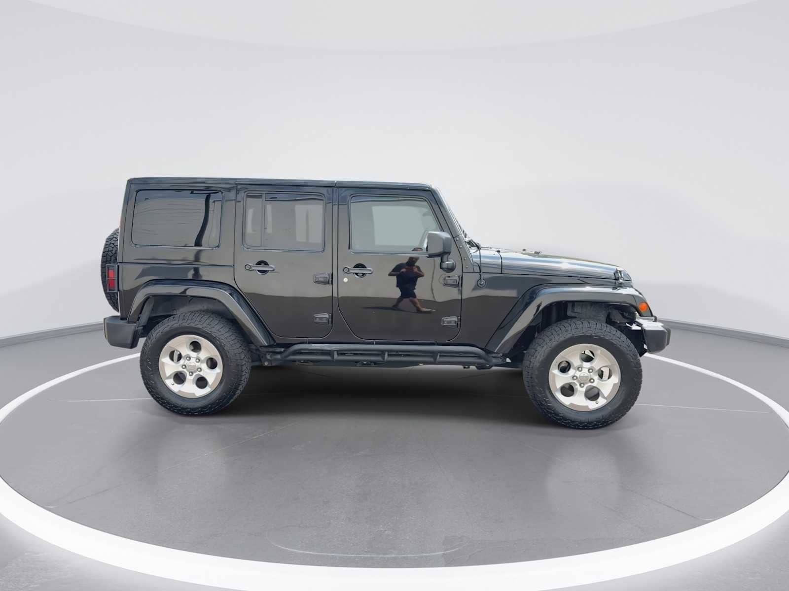 Thumbnail: 2015 Jeep Wrangler - 8