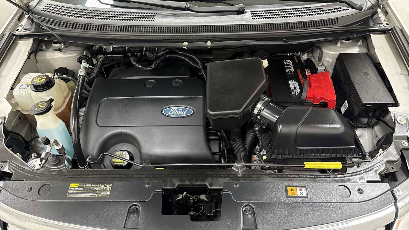 Thumbnail: 2013 Ford Edge - 31