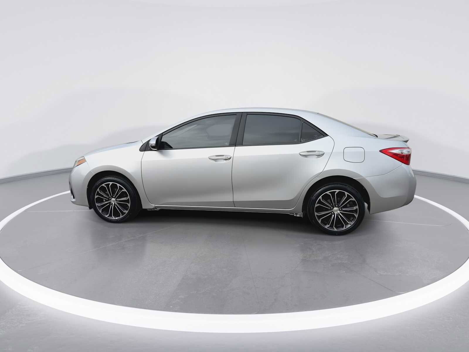 Thumbnail: 2016 Toyota Corolla - 5