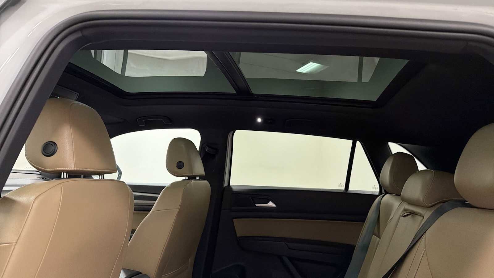 Thumbnail: 2020 Volkswagen Atlas - 23