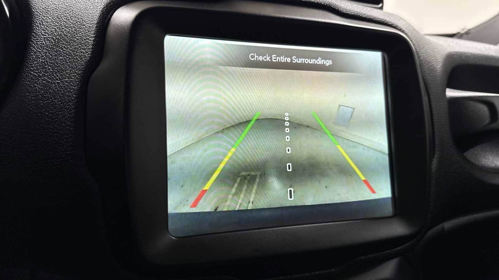 Thumbnail: 2022 Jeep Renegade - 19