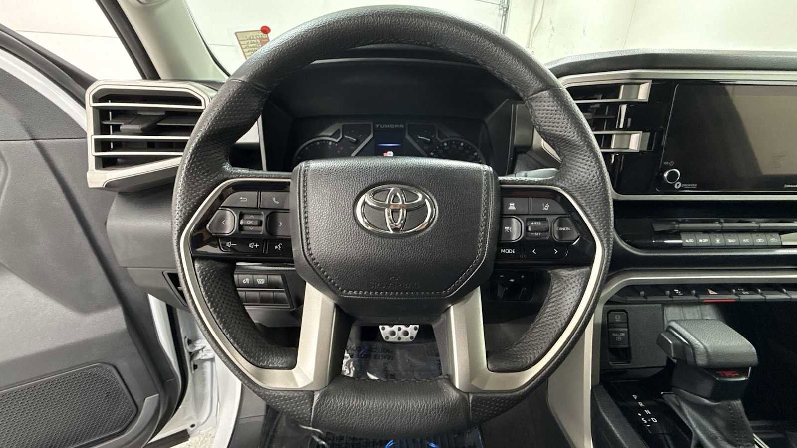 Thumbnail: 2024 Toyota Tundra - 16