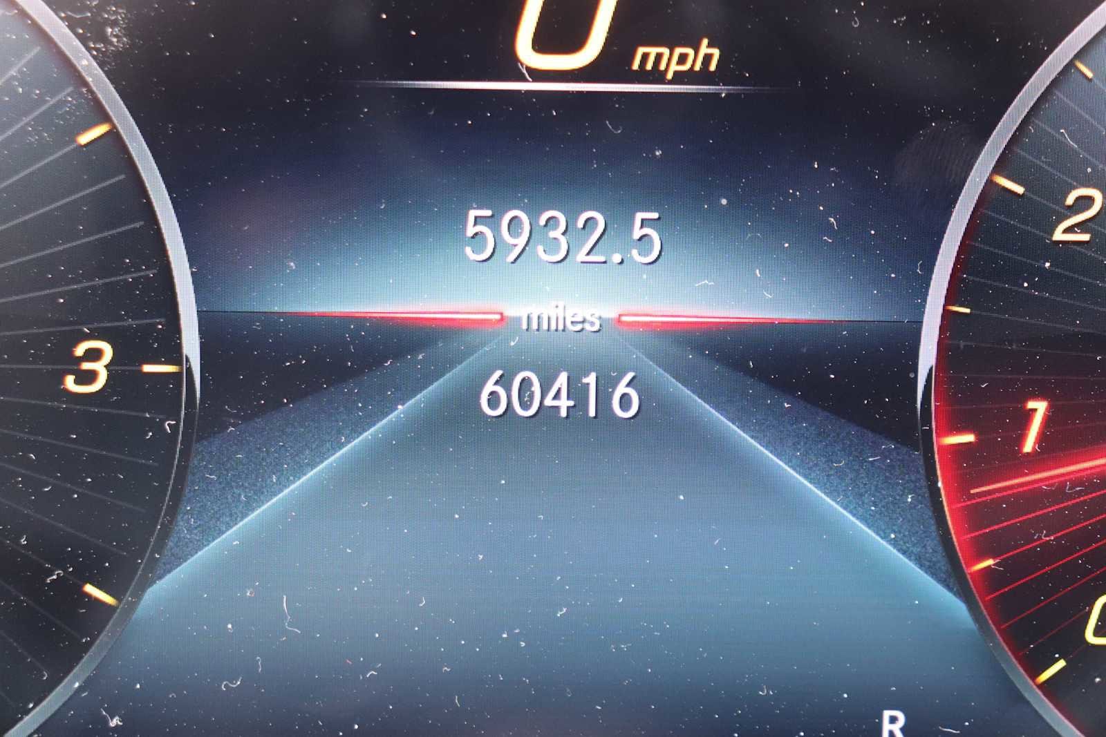 Thumbnail: 2022 Mercedes-Benz GLB - 11