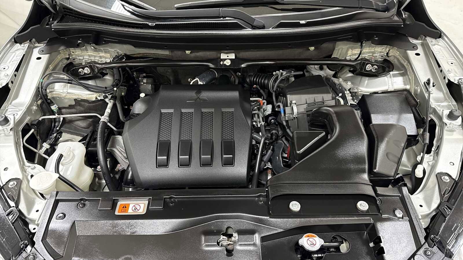 Thumbnail: 2023 Mitsubishi Eclipse Cross - 29