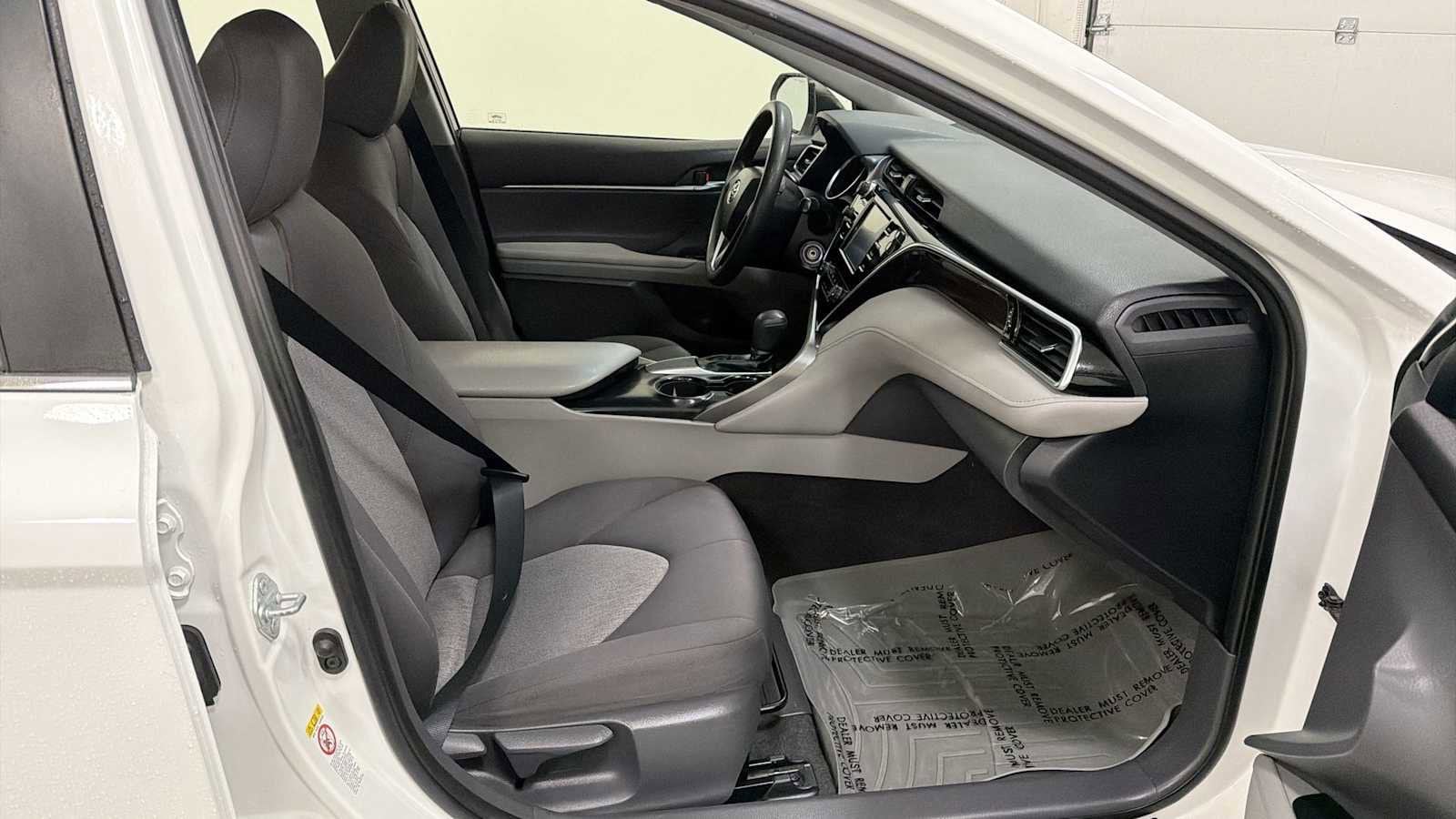 Thumbnail: 2018 Toyota Camry - 28