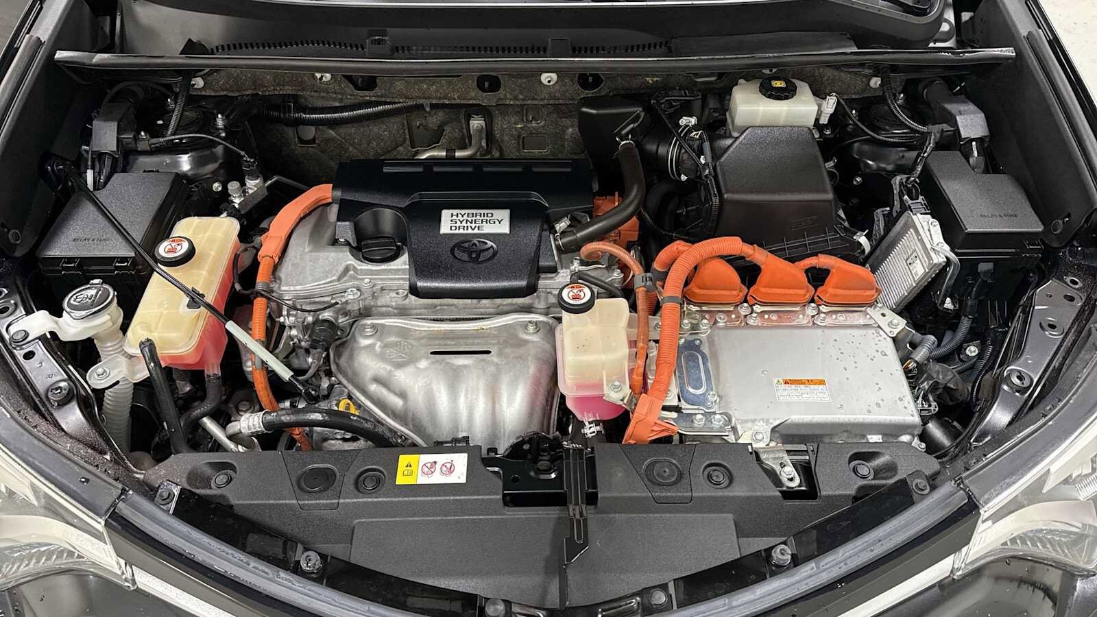 Thumbnail: 2017 Toyota RAV4 - 31