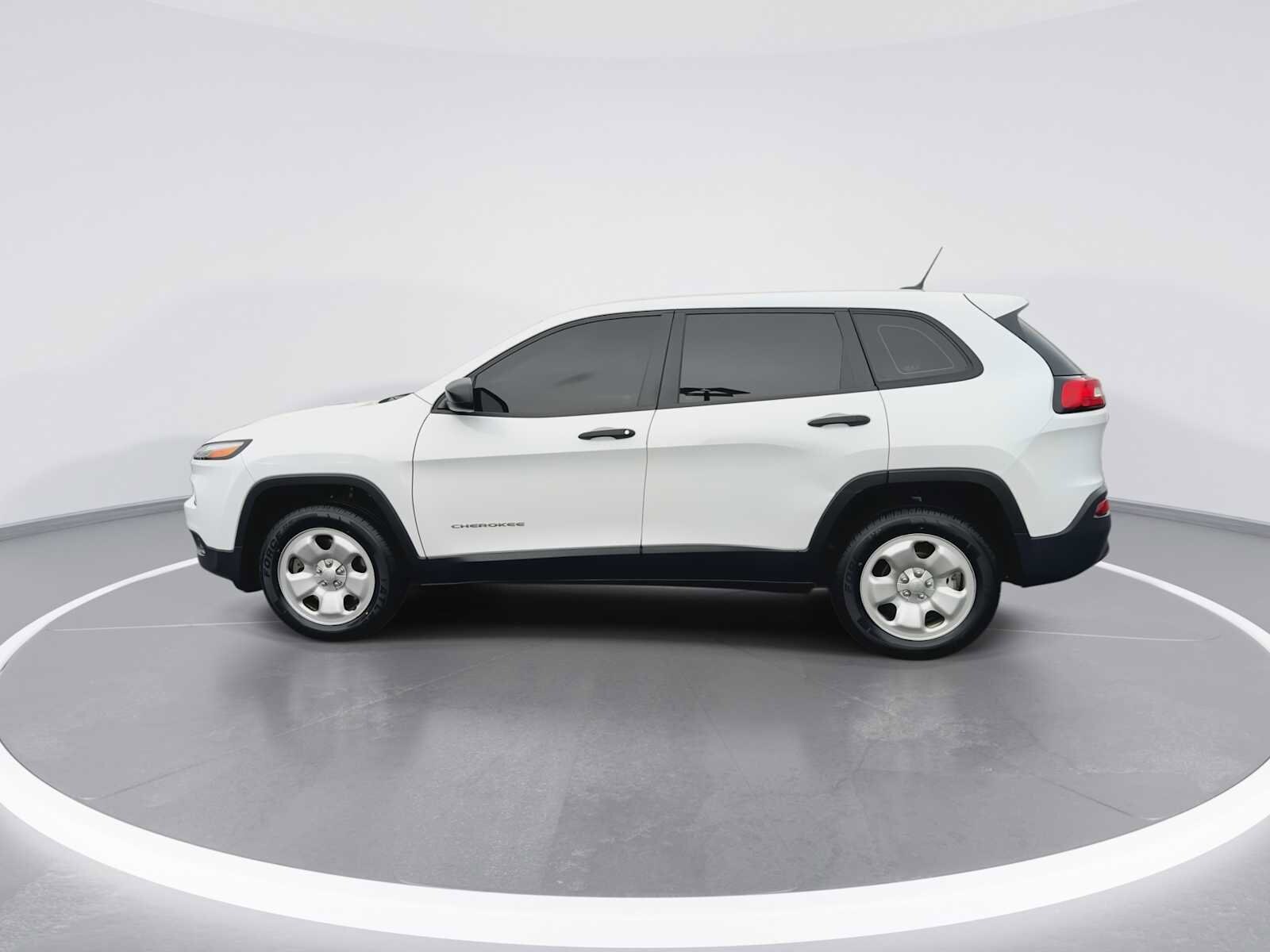 Thumbnail: 2017 Jeep Cherokee - 5