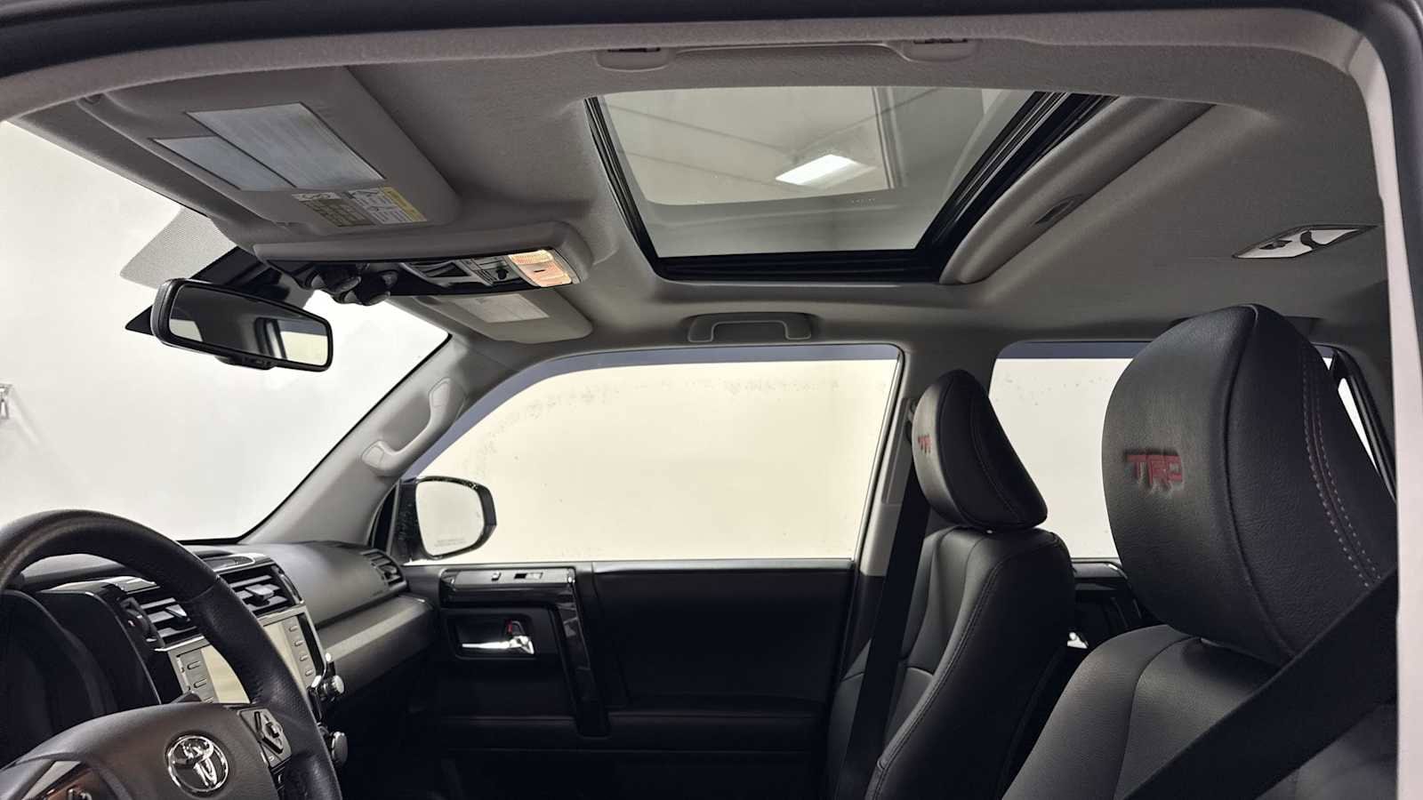 Thumbnail: 2022 Toyota 4Runner - 24