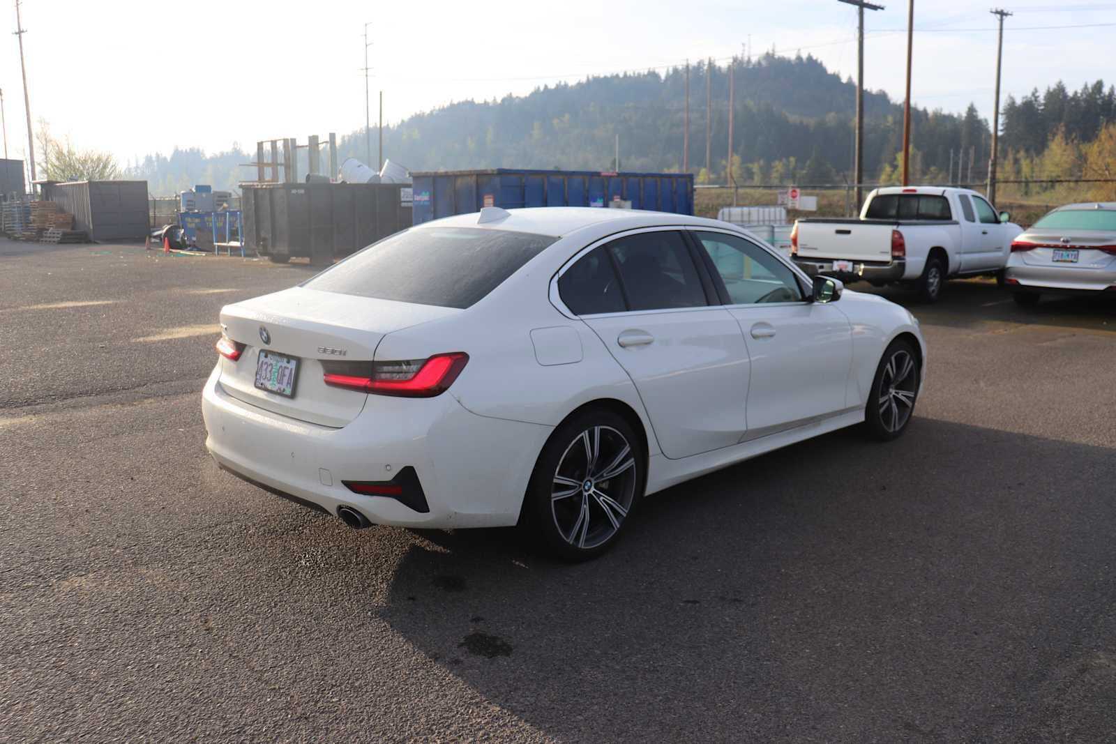 Thumbnail: 2020 BMW 3 Series - 5