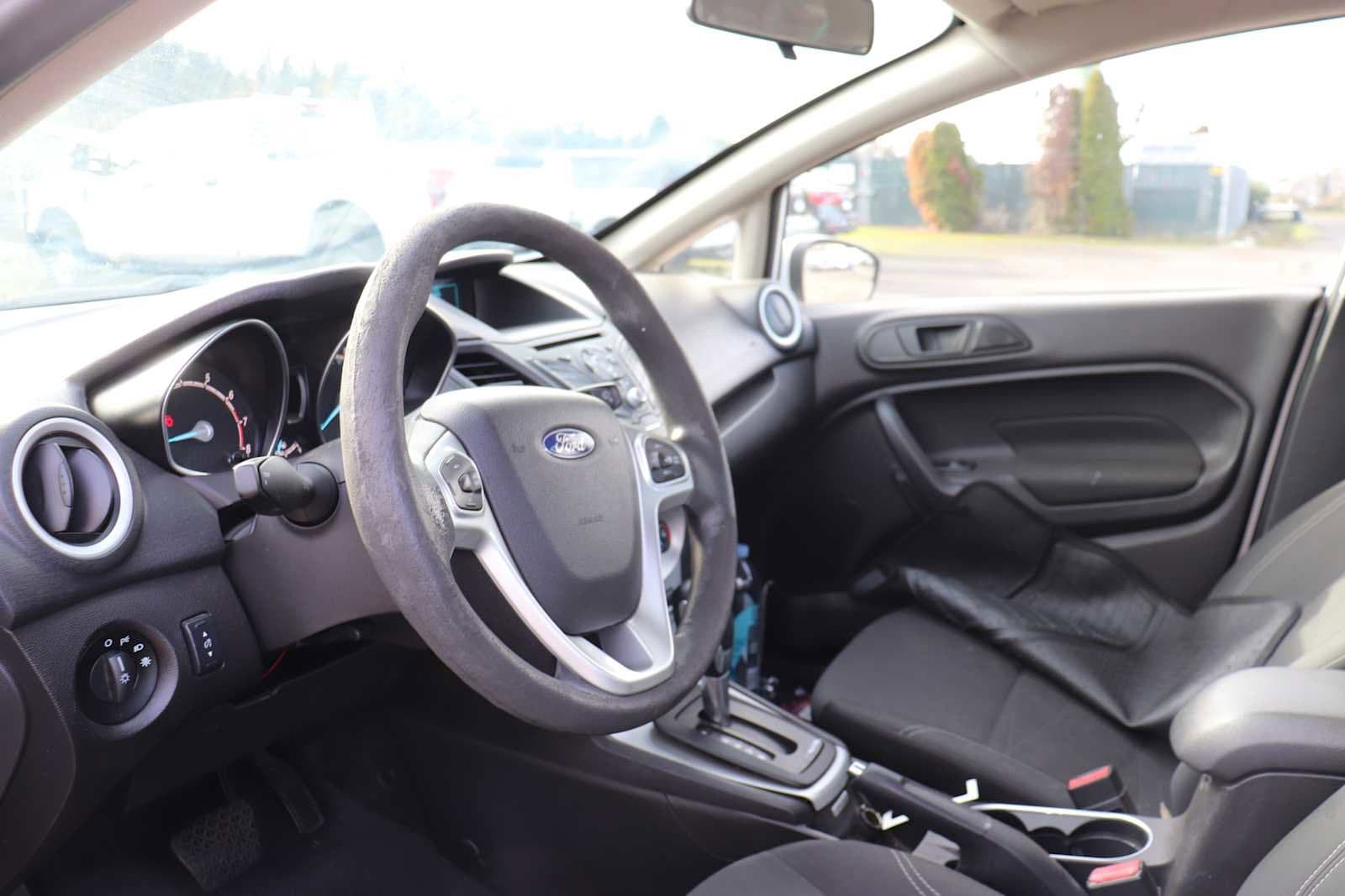 Thumbnail: 2017 Ford Fiesta - 10