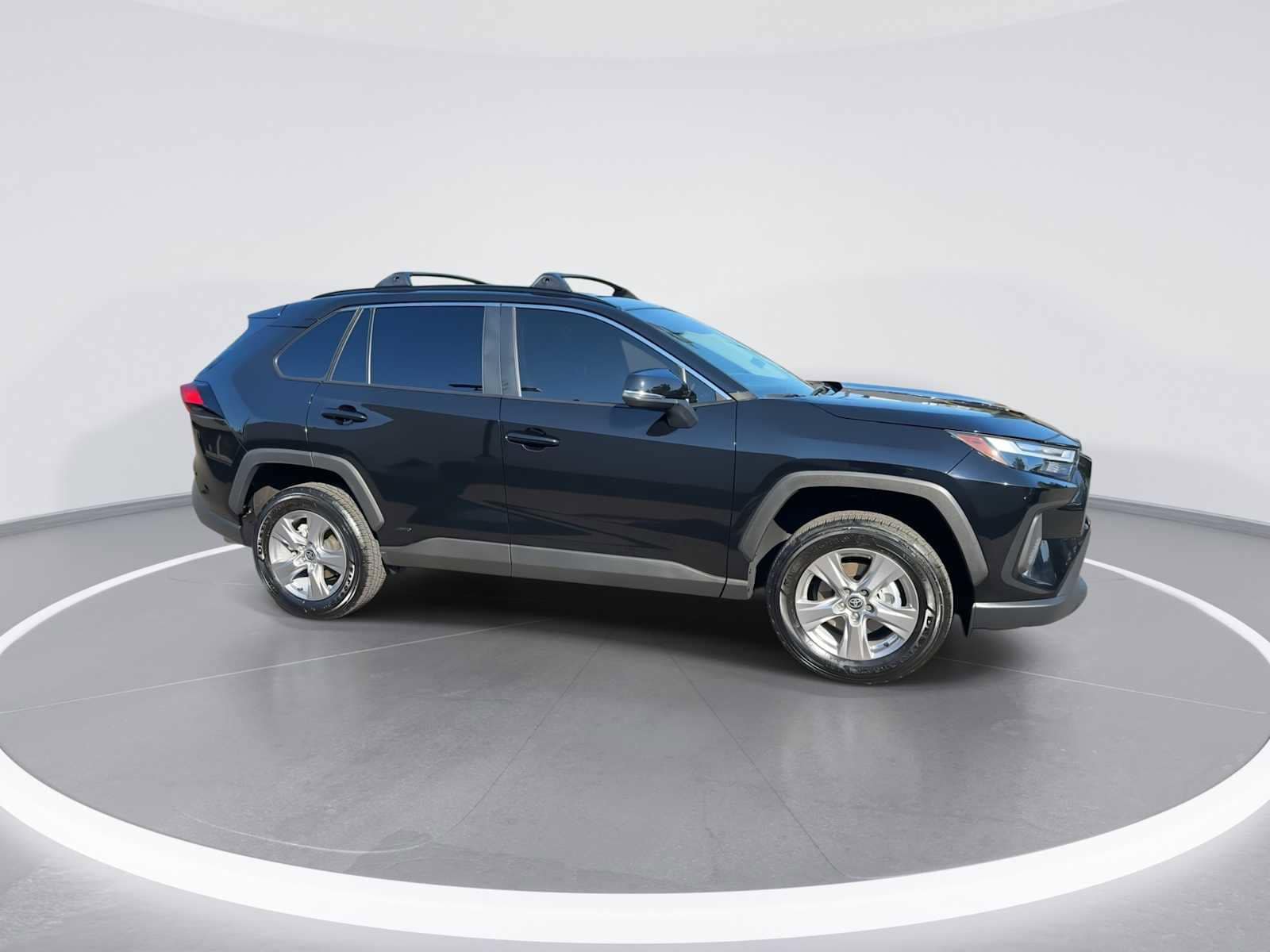 Thumbnail: 2025 Toyota RAV4 - 9