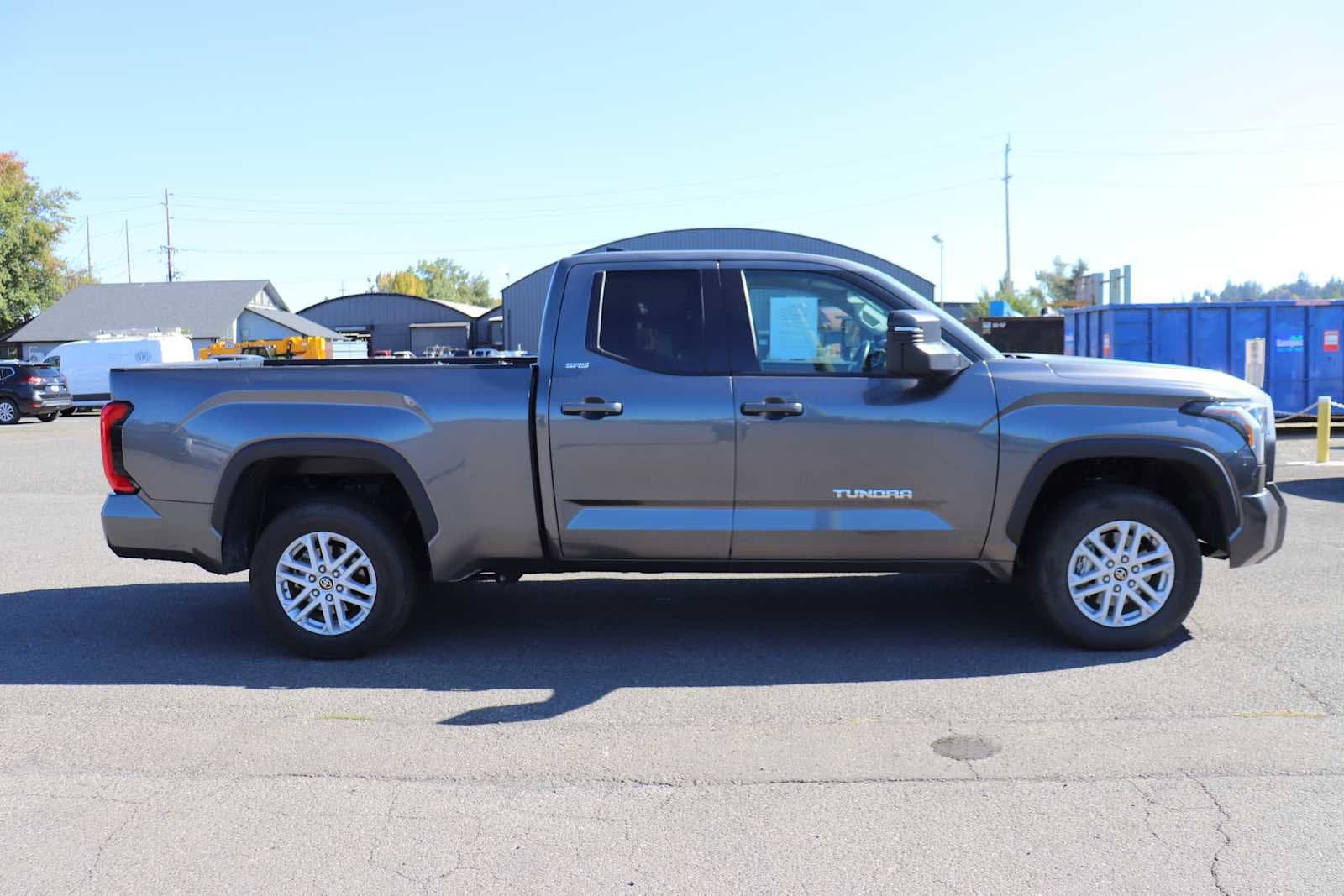 Thumbnail: 2022 Toyota Tundra - 4
