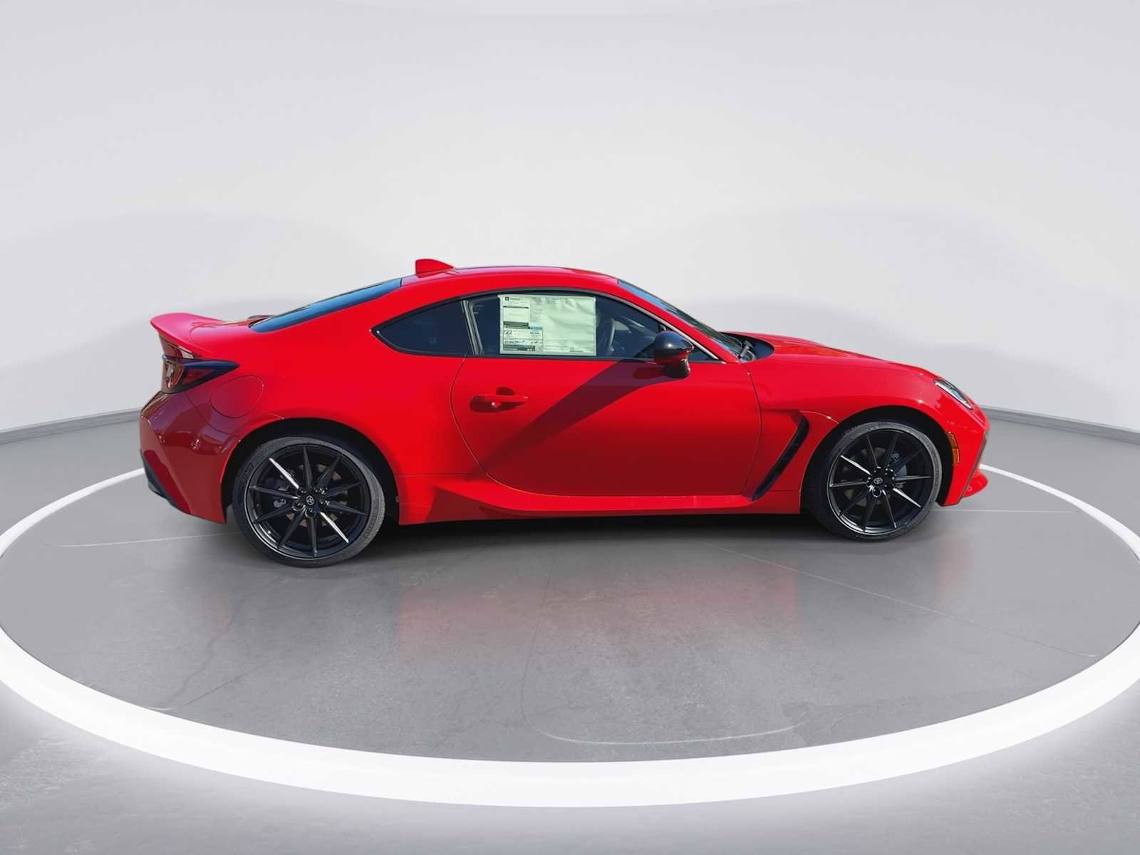 Thumbnail: 2025 Toyota GR86 - 9