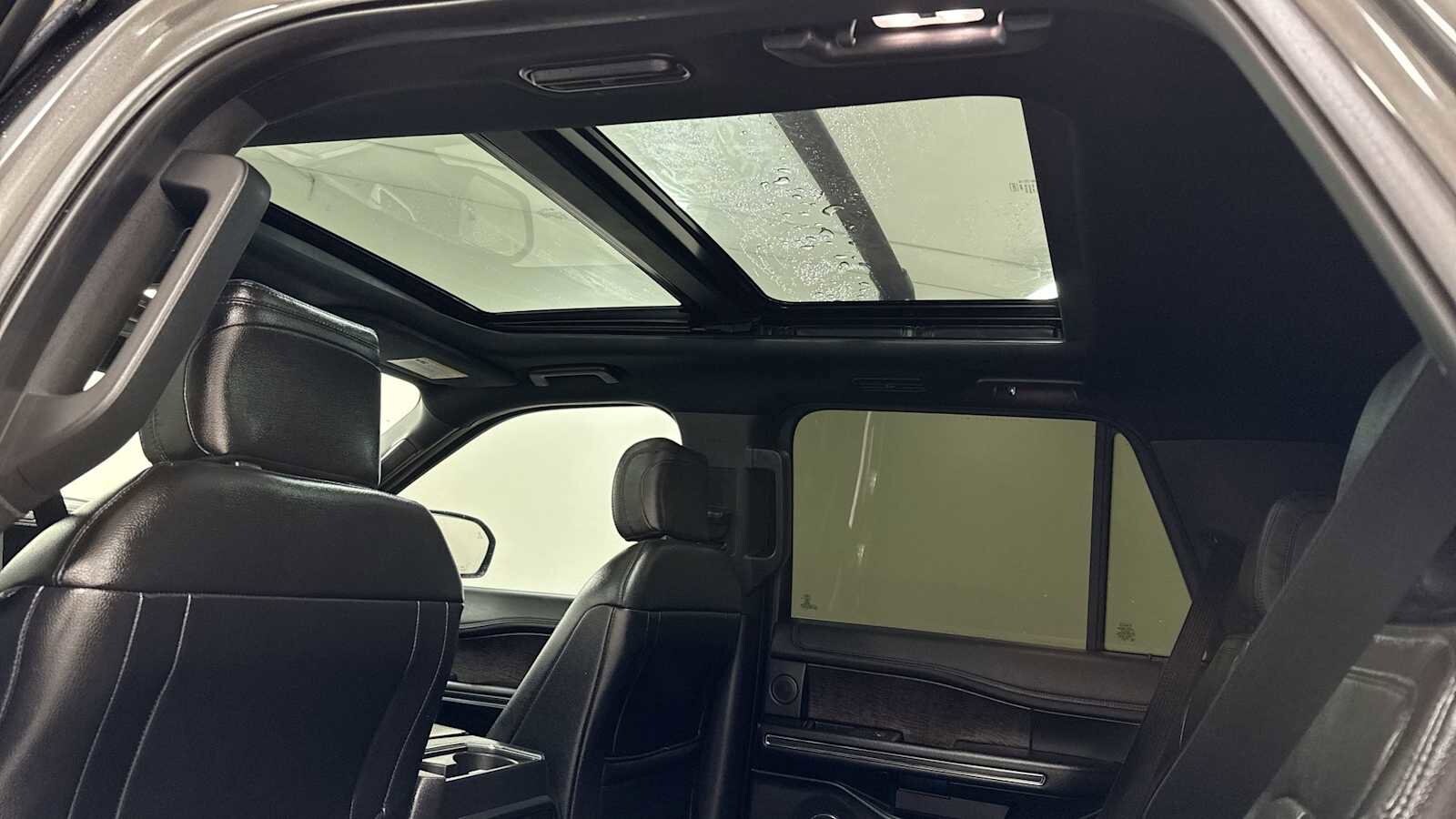 Thumbnail: 2019 Ford Expedition MAX - 24