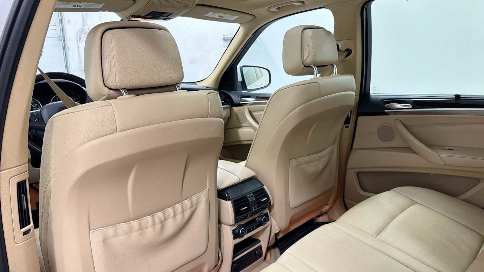 Thumbnail: 2013 BMW X5 - 27