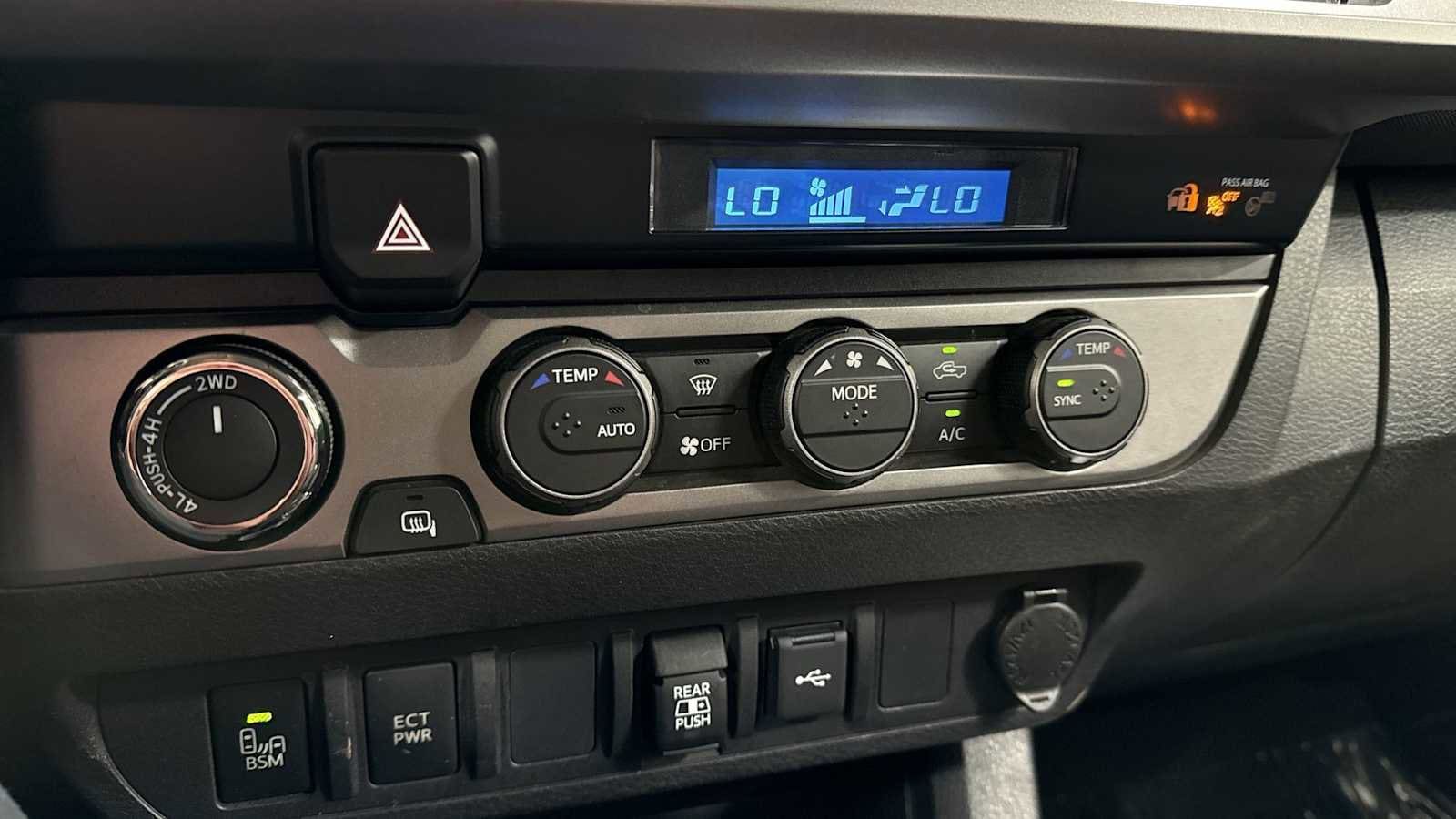 Thumbnail: 2022 Toyota Tacoma - 20