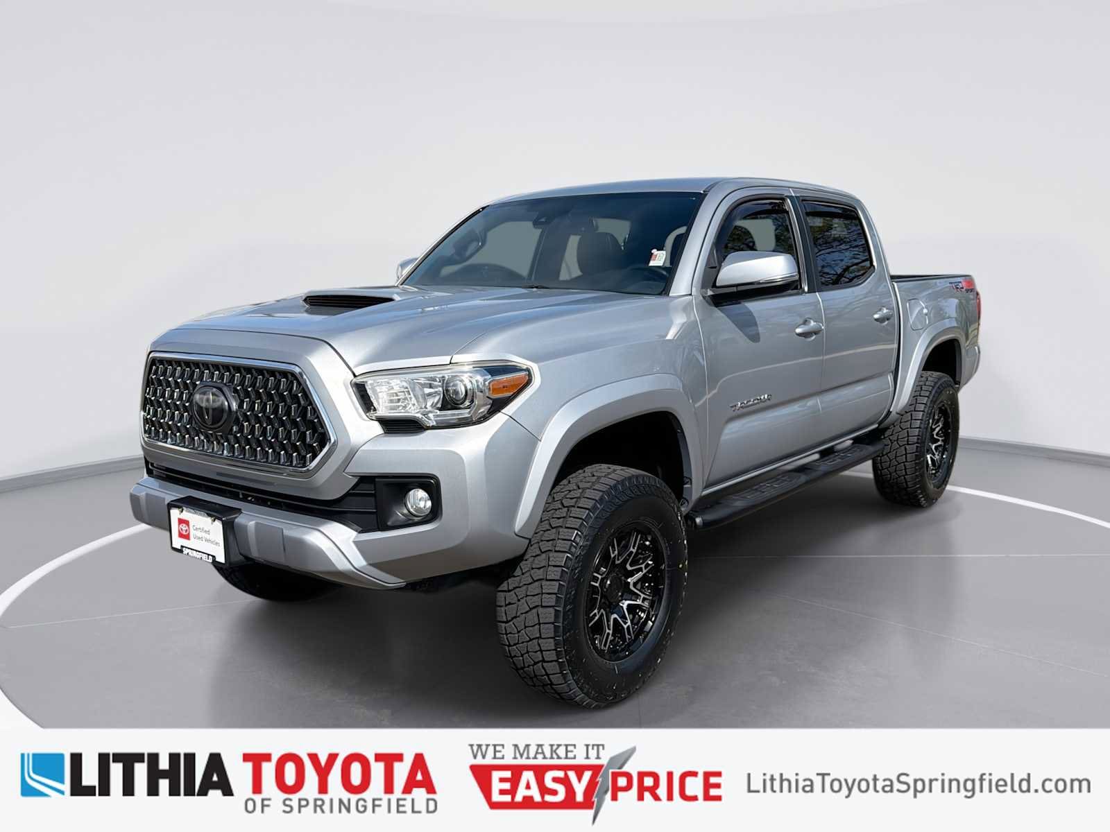 Thumbnail: 2018 Toyota Tacoma - 1