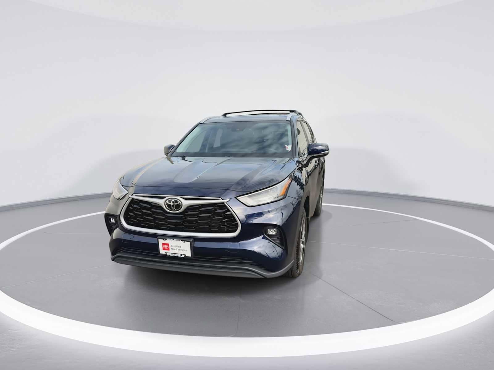 Thumbnail: 2024 Toyota Highlander - 3