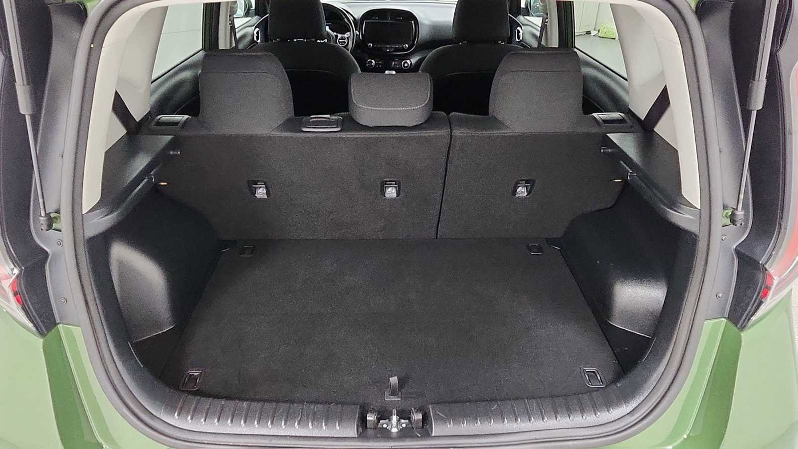 Thumbnail: 2023 Kia Soul - 28