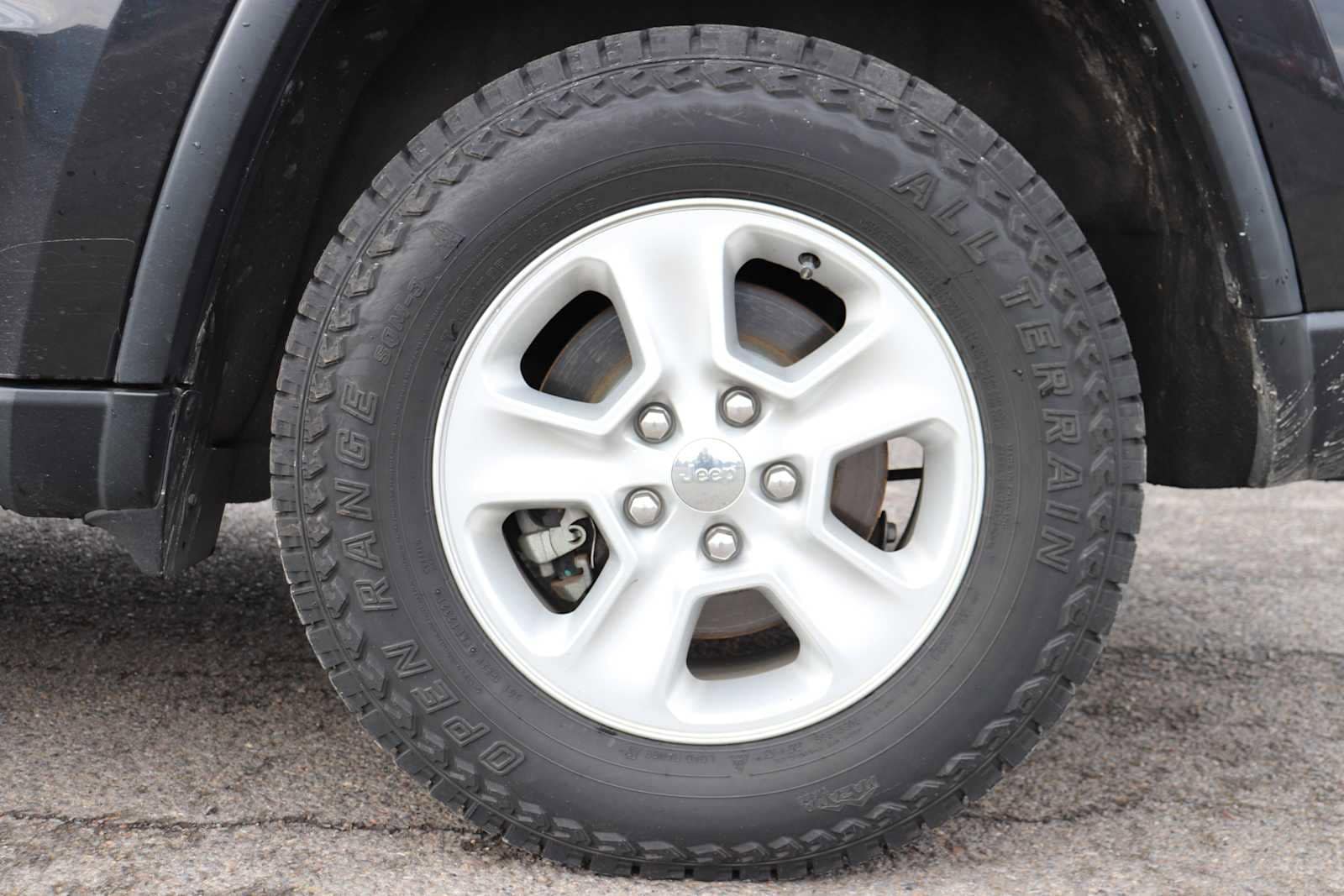 Thumbnail: 2016 Jeep Grand Cherokee - 9