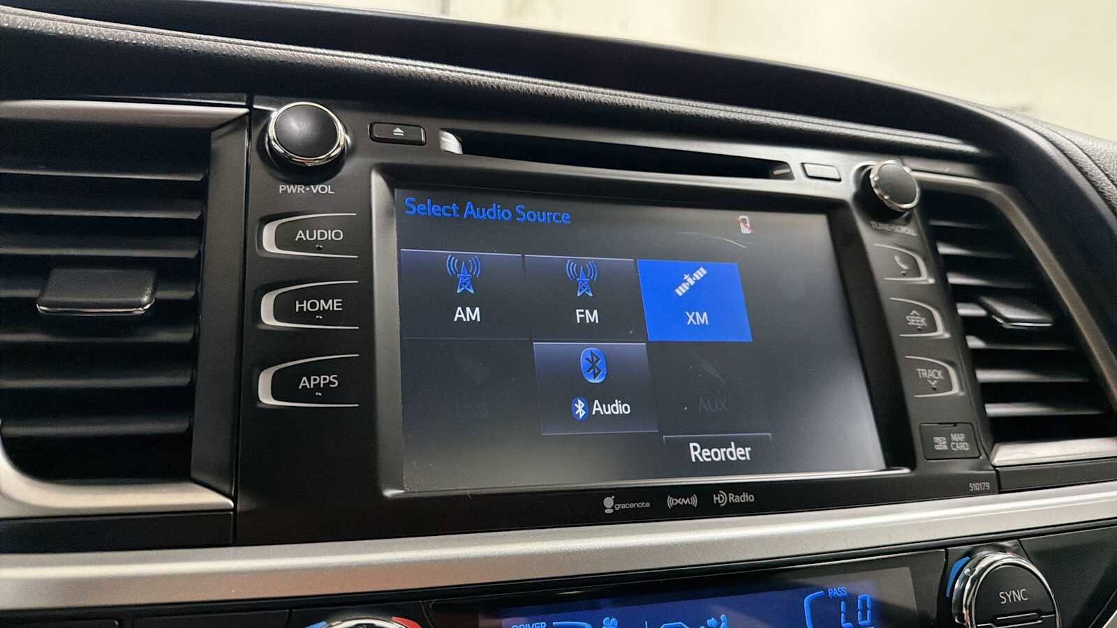 Thumbnail: 2017 Toyota Highlander - 18