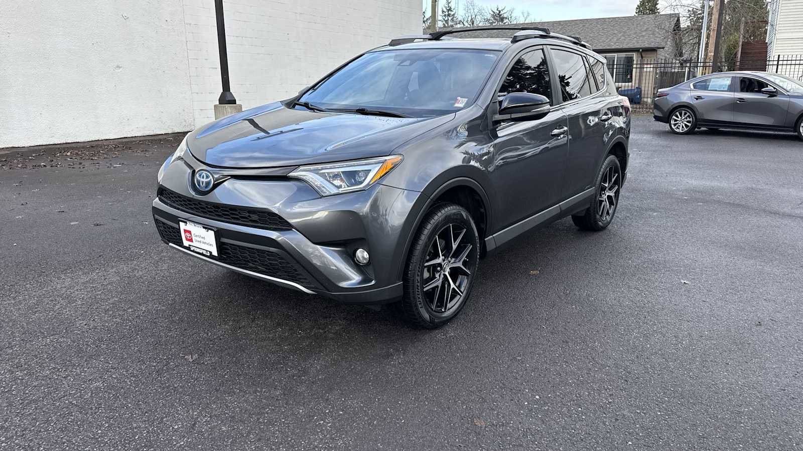 2017 Toyota RAV4 SE's photo