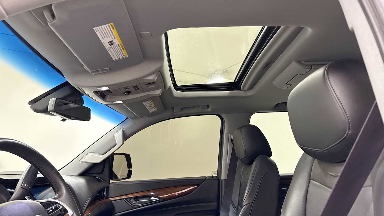Thumbnail: 2017 Cadillac Escalade - 24