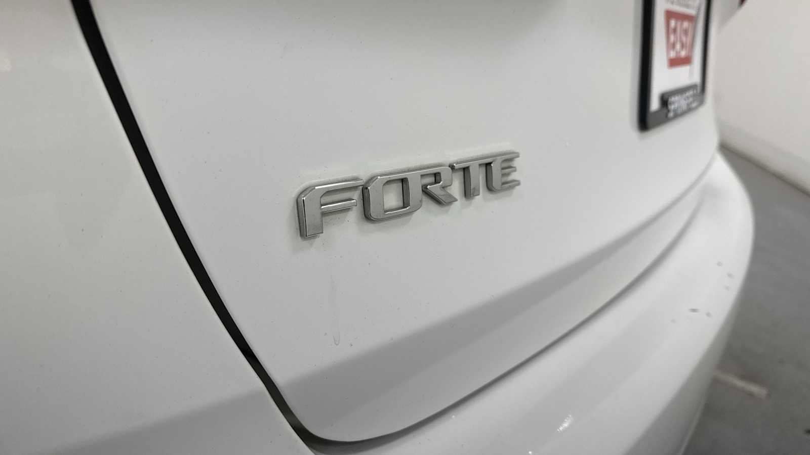 Thumbnail: 2016 Kia Forte - 26
