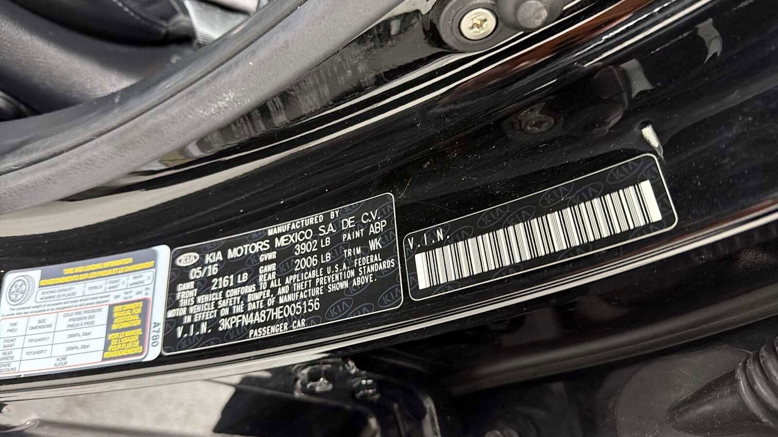 Thumbnail: 2017 Kia Forte - 11