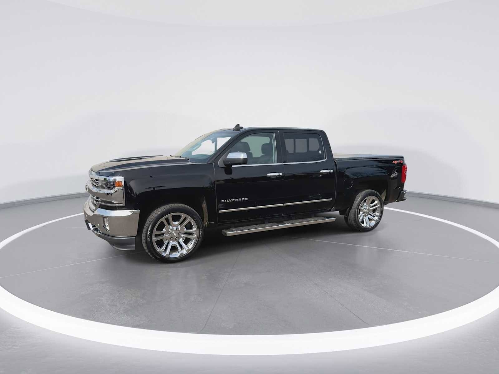 Thumbnail: 2016 Chevrolet Silverado 1500 - 4