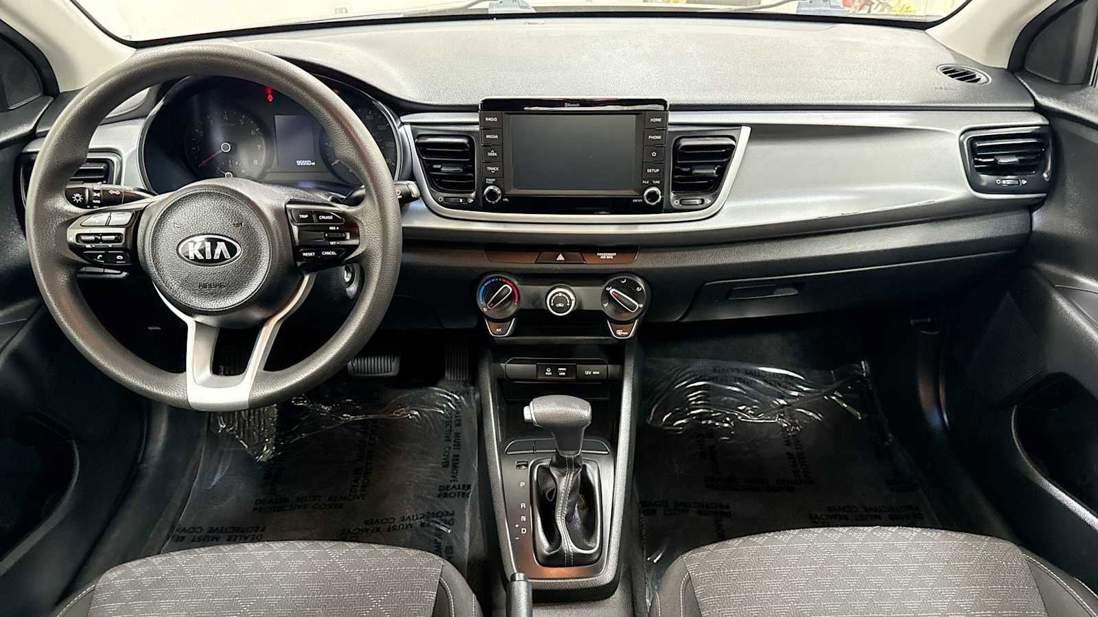 Thumbnail: 2019 Kia Rio - 25