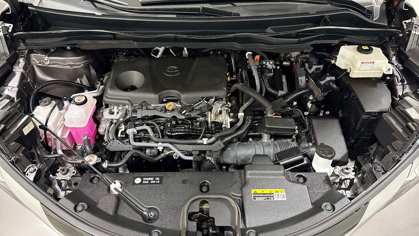 Thumbnail: 2021 Toyota Sienna - 32