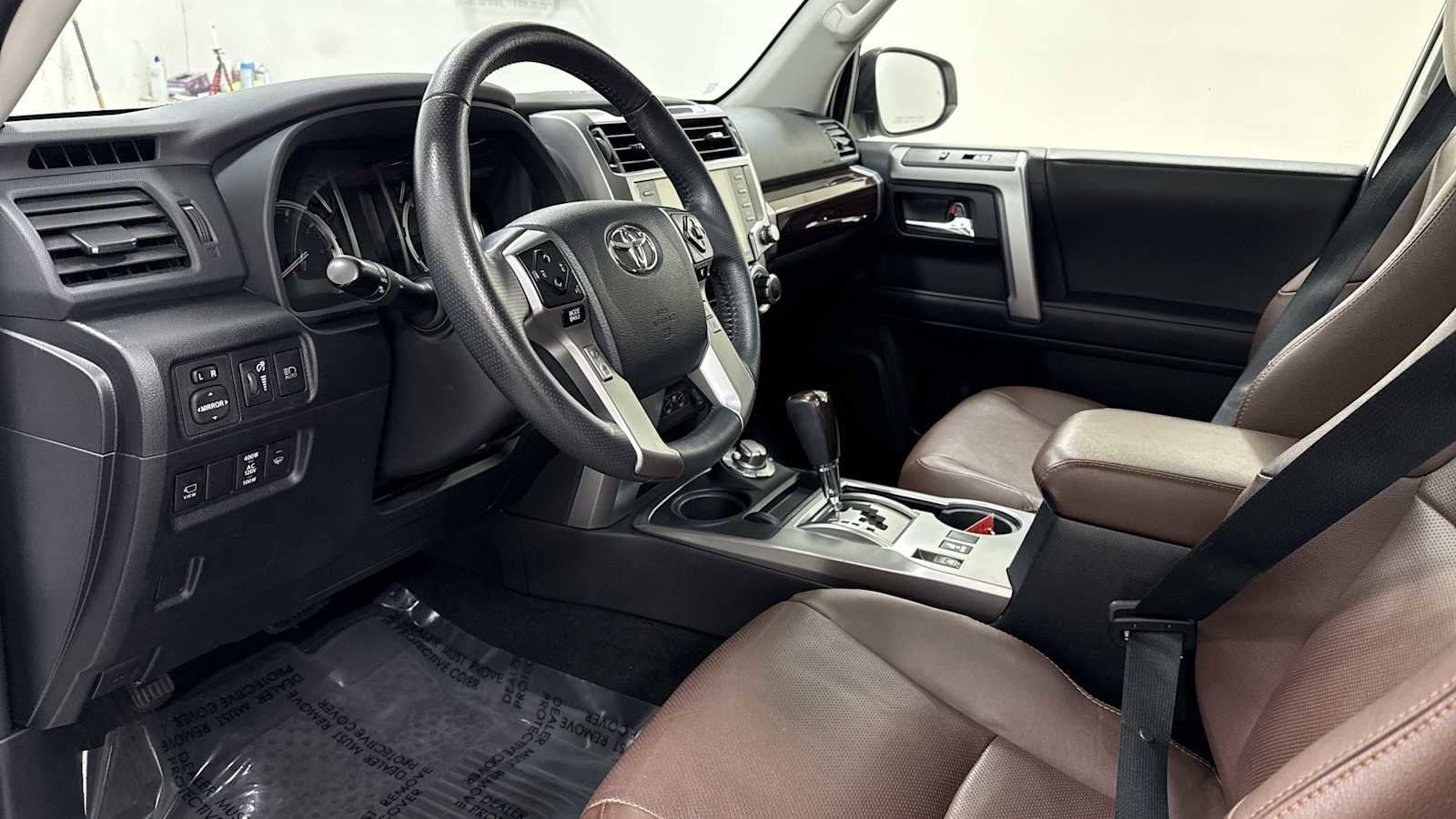 Thumbnail: 2022 Toyota 4Runner - 12